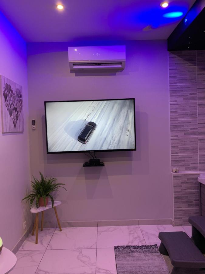Gingko, N1 Valenciennes, Wifi, Netflix Apartment *